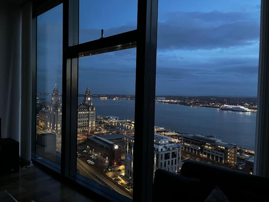 Luxury Flat With View Of Apartment Liverpool